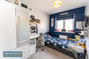 Bedroom- click for photo gallery